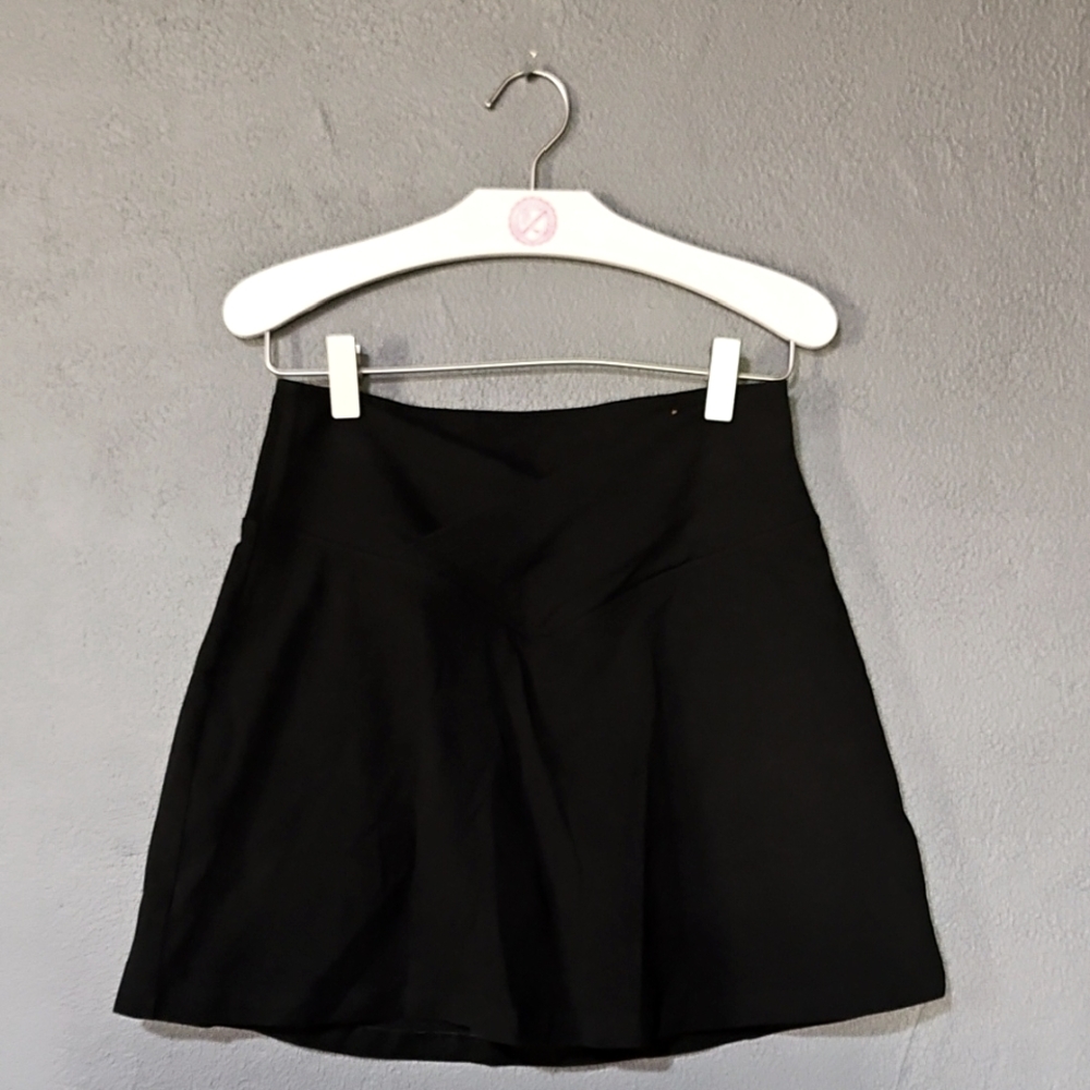 NWOT Victoria's Secret PINK Black Skort.